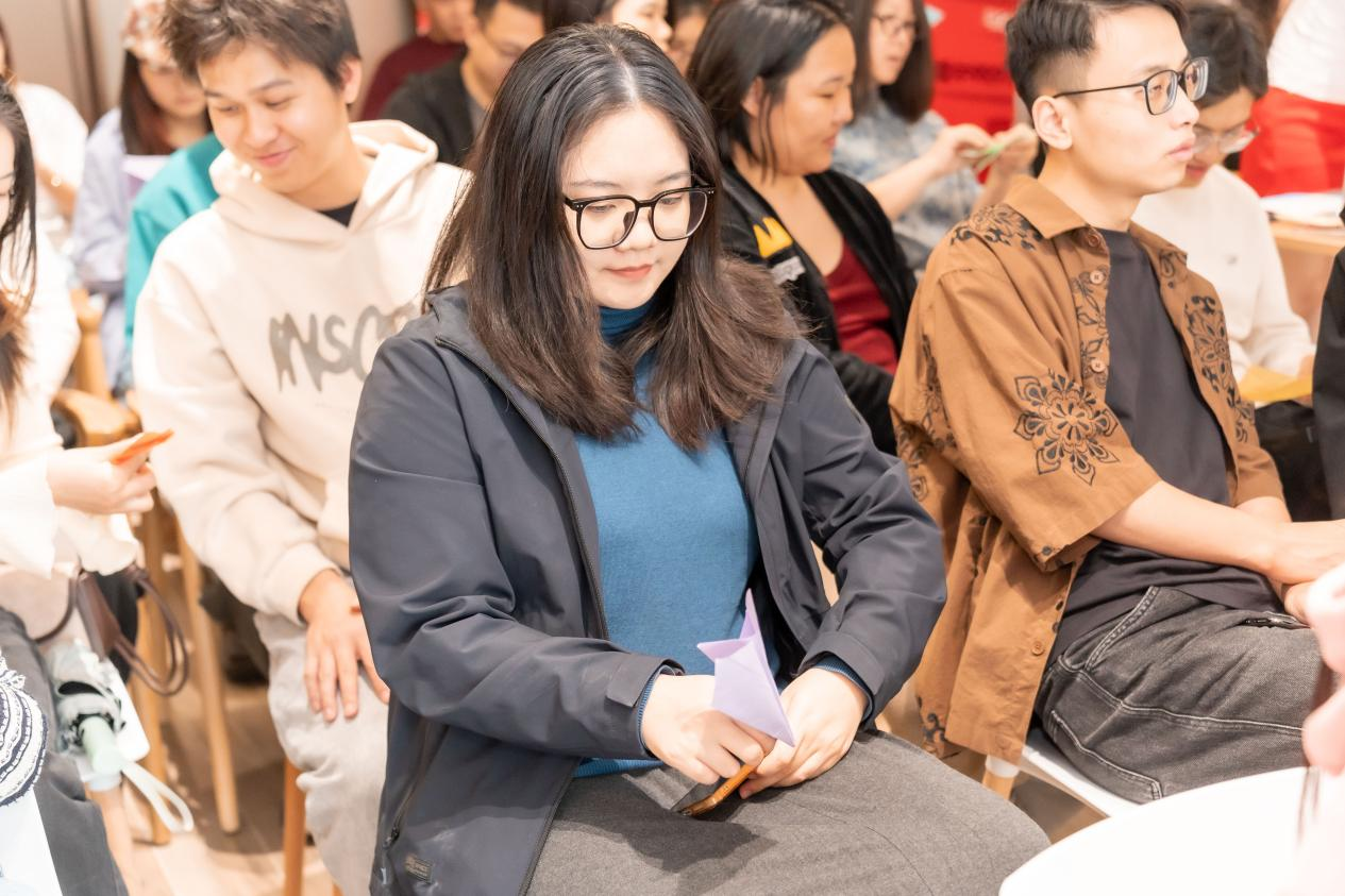 “2025·红运嘉年华”华馨雅苑公寓年度感恩盛典圆满落幕